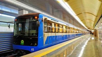 В Киеве требуют декоммунизировать станцию метро