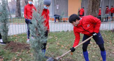 ФФТ поддержала акцию «Превратим Душанбе в зеленый город»