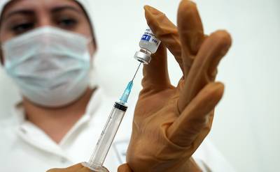 Прививки от гриппа поставила почти половина россиян