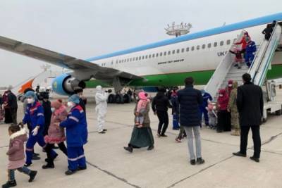 Узбекистан вывез из Сирии своих женщин и детей — всего 98 человек