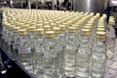 Более 25 тыс. литров немаркированной водки нашли в гараже у читинца