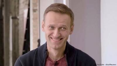 Меркель обсудила с Путиным отравление Навального