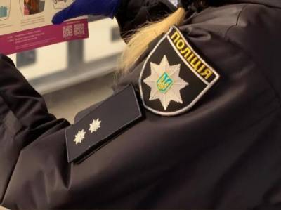 В Запорожье подростки с пистолетом пытались ограбить три магазина – патрульная полиция