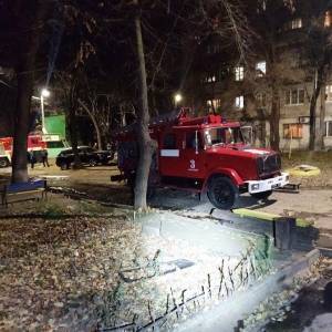 В Запорожье тушили пожар в пятиэтажном доме. Фото