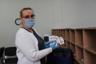 Ивановские почтальоны доставят жителям необходимые товары на дом