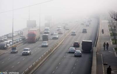 В Украине возможны нарушения движения транспорта из-за тумана и гололеда