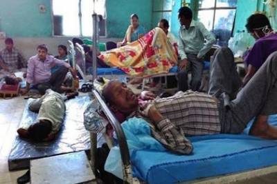 Число заболевших неизвестным недугом в Индии превысило 800 человек