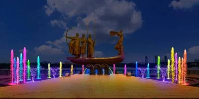 Как выглядит обновленный фонтан возле памятника основателям Киева — видео