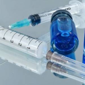 В США сообщают о дефиците вакцины компании Pfizer