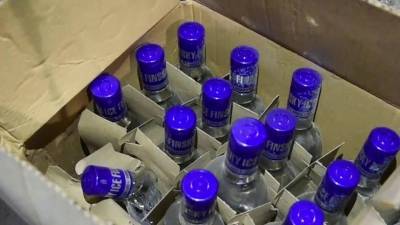 Более 25 тысяч литров контрафактной водки изъяли полицейские в Чите у одного из местных жителей