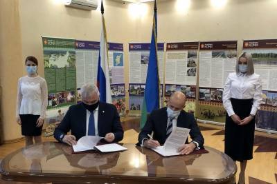 Подписано соглашение о сотрудничестве между Правительством Коми и ООО "МедИнвестГрупп"
