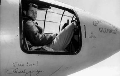 Умер Чак Йегер, пилот, превысивший скорость звука...