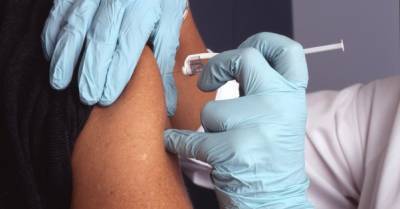 Канада заказала вакцины от COVID-19 на четыре населения страны