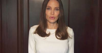 Анджелина Джоли записала видеообращение для женщин