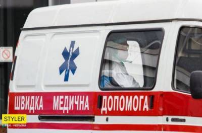 Обморозили по дороге? На Днепропетровщине скорая перевозила раздетого пациента в другой город (ВИДЕО)