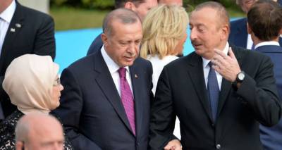 "Тюркское братство" и начало большой игры: что значит приезд Эрдогана на парад в Баку?