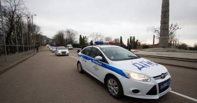 В Зеленоградском районе водитель пытался скрыться от ГИБДД и остановился только после выстрела в воздух