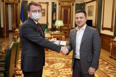 Зеленский назначил нового председателя Закарпатской ОГА: Что о нем известно