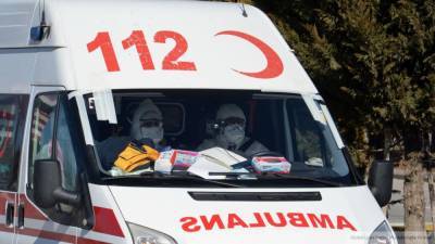 Медик рассказал о стоящих "на краю пропасти" больницах Турции в пандемию
