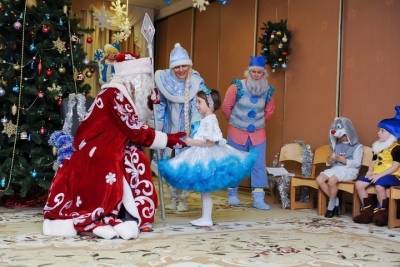 Костромским детишкам придется обойтись без новогодних утренников в детских садах
