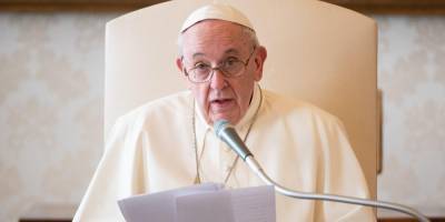 Папа Римский объявил о специальных индульгенциях в условиях пандемии коронавируса