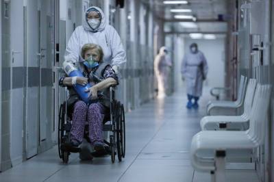 Как проходит масштабная вакцинация против коронавируса в России