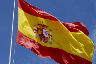 Испания намерена пускать туристов без ограничений уже с марта