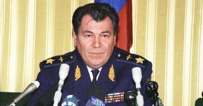 Последний министр обороны СССР Шапошников умер от коронавируса