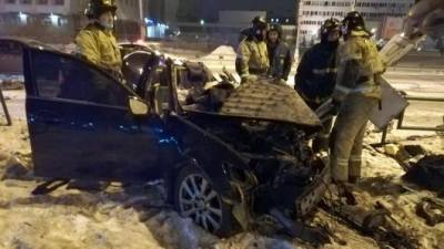 В ДТП с автобусом в Братске погибла девушка-водитель Lexus