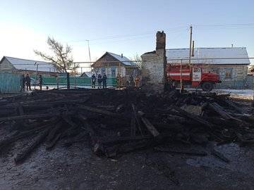 В Башкирии по факту пожара с тремя погибшими возбудили уголовное дело