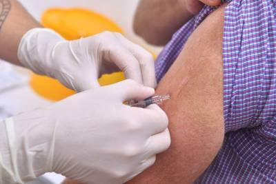 В Роспотребнадзоре призвали москвичей сделать прививку от гриппа до 20 декабря