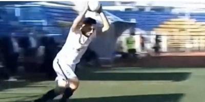 В Иране футболист забил гол броском из аута после эффектного сальто — видео