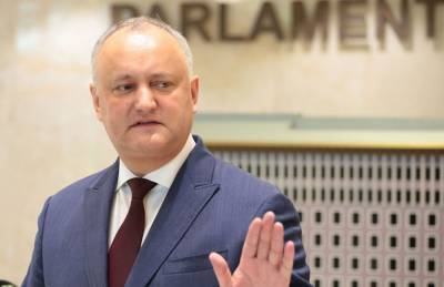 Додон утвердил решение парламента Молдовы о выводе спецслужб из подчинения президенту