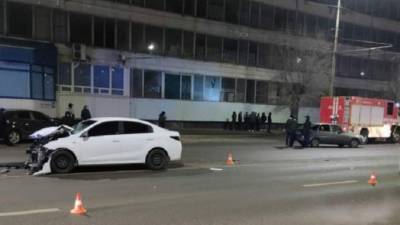 В ДТП в Волгограде погиб водитель ВАЗа