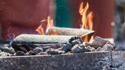 В Челябинске сгорела очередная шашлычная