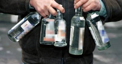 Полиция Глазова вынесла вердикт относительно продажи спирта в гаражах за мебельной фабрикой