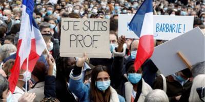 Во Франции задержали еще пятерых человек по делу о жестоком убийстве учителя под Парижем