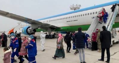 Узбекистан вернул из Сирии 98 женщин и детей