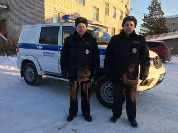 Сокольские полицейские спасли двух человек из горящего дома