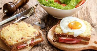 Изысканный французский бутерброд "крок-мадам" к завтраку