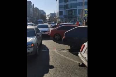 Краснодарцы возмутились отсутствию эвакуаторов на парковках