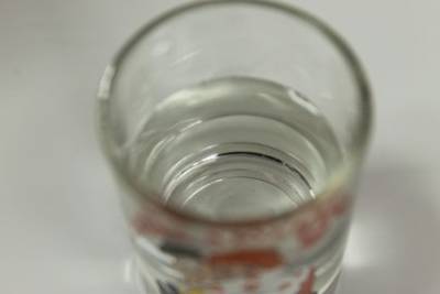 В Башкирии за сутки полицейские изъяли из оборота свыше 600 литров нелегальной спиртосодержащей продукции
