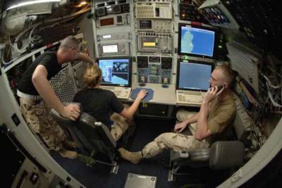 Злоумышленники, обокравшие самолет «Судного дня», завладели радиочастотами России для ведения ядерной войны