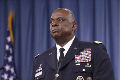 Байден официально выдвинул в министры обороны США первого афроамериканца