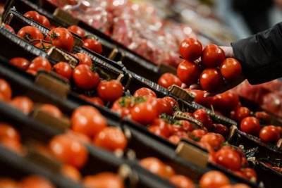 Россия запрещает поставки томатов и перцев из региона Армении