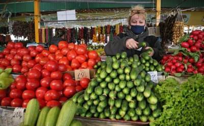 Россия запрещает ввоз в страну помидоров и перцев из Армавирской области Армении