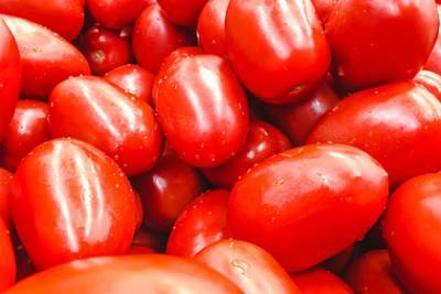 Россия частично запретила ввоз томатов и перцев из Армении