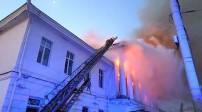 Пожар в Полтаве: движение в центре города перекрыли
