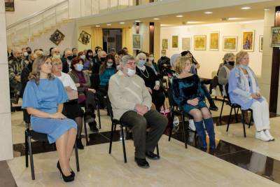 В ХМ Арт-Донбасс отметили Международный день художников