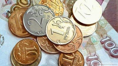 Рубль растет к доллару и евро на открытии торгов в среду